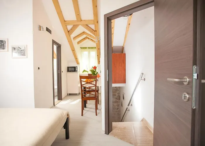 Lägenhet & Kartolina