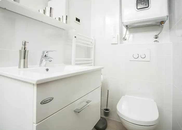 & Kartolina Lägenhet *