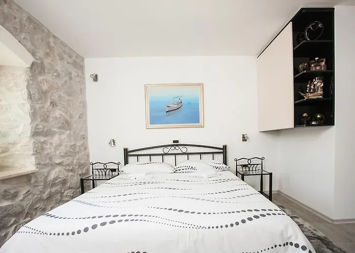 Lägenhet & Kartolina