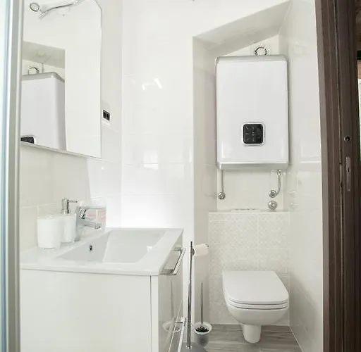 & Kartolina Lägenhet Split