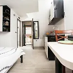 Apartment Apartments & Room Kartolina *
