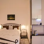 Apartments & Room Kartolina