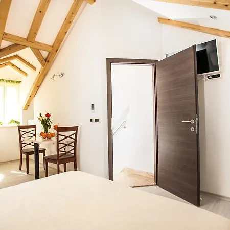 Apartments & Room Kartolina * Split